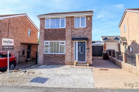 Arms Park Drive, Halfway, Sheffield, S20 3 bed detached house for sale