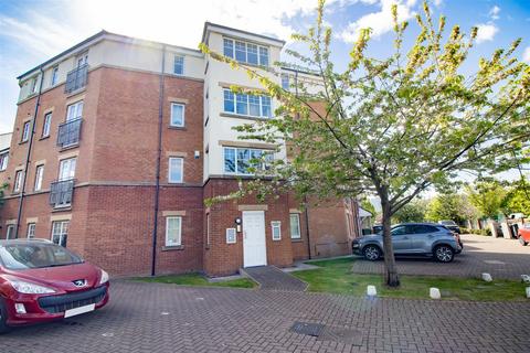 Redgrave Close, Gateshead 2 bed flat for sale