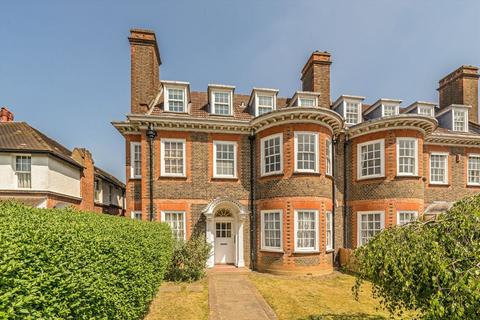 Cranes Drive, Surbiton KT5 1 bed flat for sale