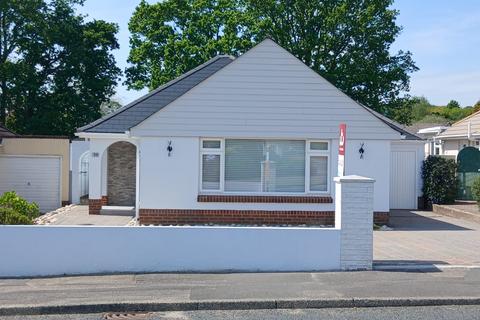 Fontmell Road, Broadstone BH18 4 bed detached bungalow for sale