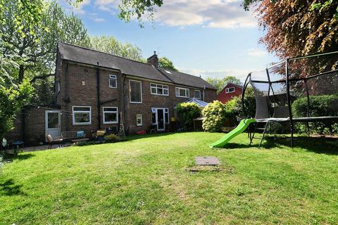 Chaseley Road, Salford, M6 4 bed semi