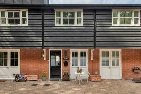 Southborough Common TN4 2 bed house for sale