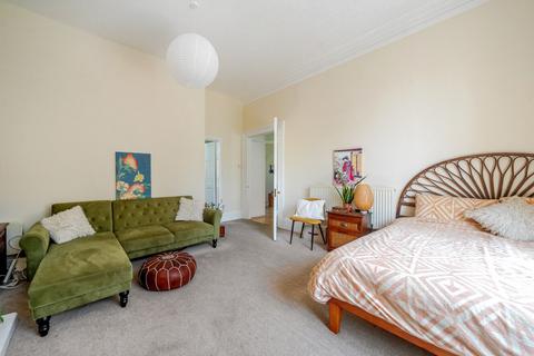 Hamlet Road, Crystal Palace, London... 3 bed flat for sale