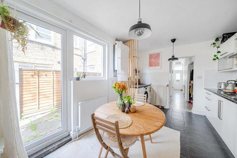 Burlington Road, Thornton heath... 1 bed maisonette for sale