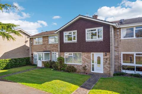 Ingleglen, Farnham Common 3 bed house for sale