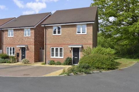 Bramley Vale, Cranleigh 3 bed detached house for sale