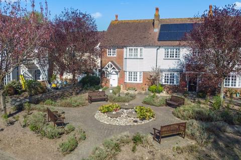 Cherry Orchard, Canterbury CT3 3 bed village house for sale