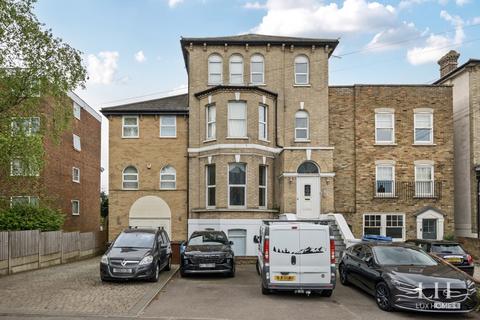 London Road, Brentwood 1 bed apartment for sale