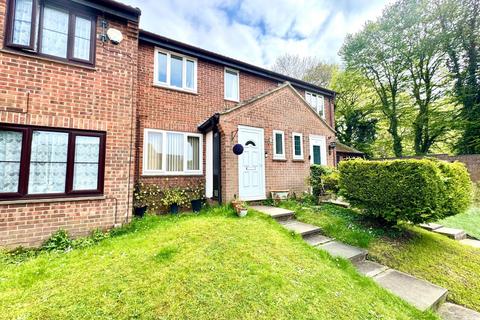 3 Urquhart Close 3 bed terraced house for sale