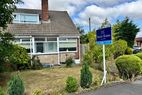Melrose Avenue, St. Helens WA10 3 bed semi