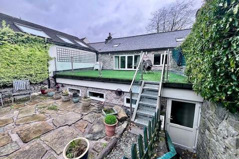 Wilson Eyre Cottage How Lane... 2 bed cottage for sale