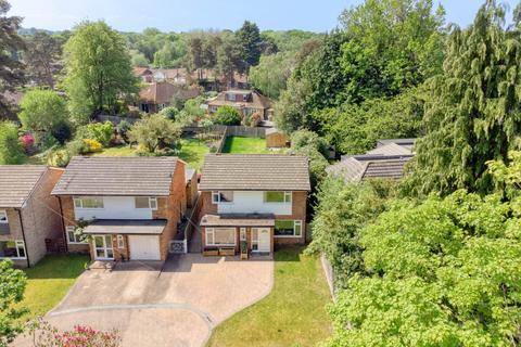 Sandhurst Road, Wokingham RG40 4 bed detached house for sale