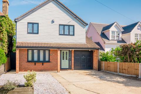 Down Hall Road, Rayleigh SS6 4 bed detached house for sale