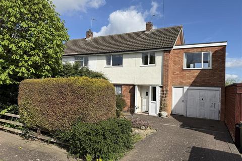 Westerby Close, Wigston LE18 4 bed semi