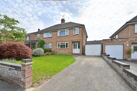Hare Crescent, Watford, WD25 3 bed semi