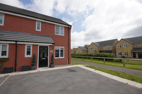 Metcalfe Drive, Cottingham HU16 3 bed semi