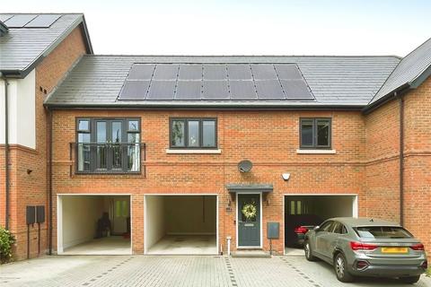 Harrison Grange, Bracknell, Berkshire 2 bed coach house for sale