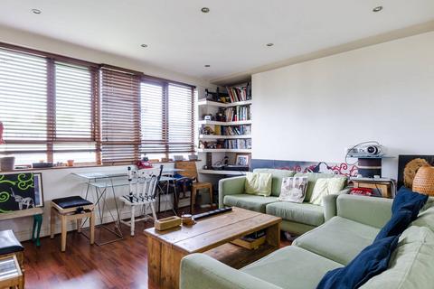 Cromer Street, Bloomsbury, London, WC1H 3 bed flat for sale