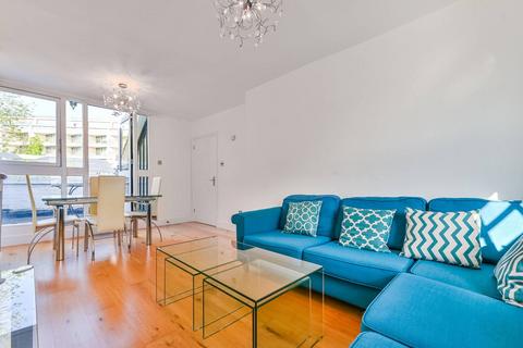 North Gower Street, Euston, London, NW1 3 bed flat for sale