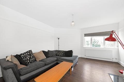 Peckham Rye, East Dulwich, London, SE22 2 bed flat for sale