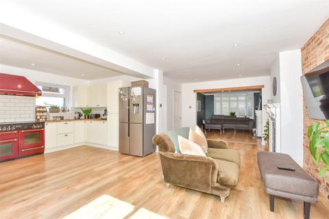The Dale, Widley, Waterlooville... 3 bed semi