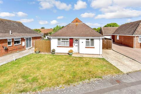 Faresmead, Bognor Regis, West Sussex 2 bed detached bungalow for sale