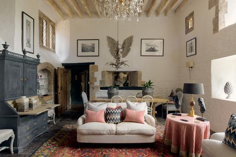 Pulborough, West Sussex 9 bed detached house for sale