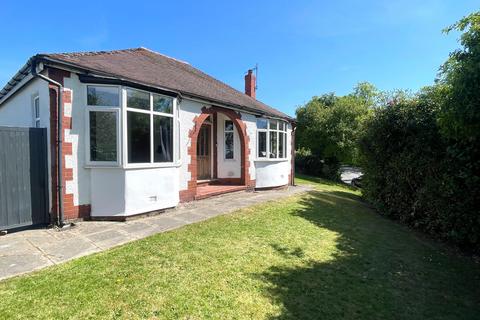 Werneth Road, Woodley 2 bed detached bungalow for sale