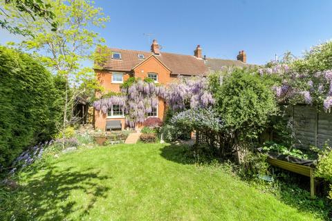 Bletchley Road, Milton Keynes MK5 4 bed end of terrace house for sale