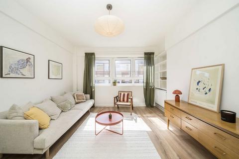 Neckinger Estate, London SE16 2 bed flat for sale