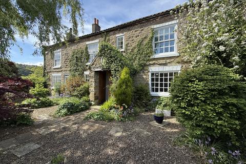Stepney Road, Scarborough YO12 5 bed semi