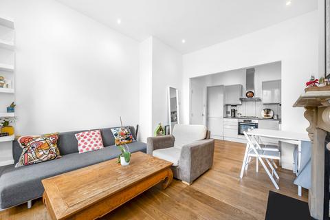 Romilly Road, Islington, London 2 bed flat for sale
