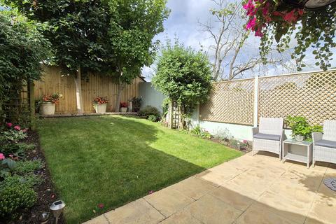 Hillside Croft, Napton, CV47 2 bed end of terrace house for sale