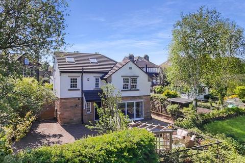 40 Cleasby Road, Ilkley LS29 4 bed detached house for sale