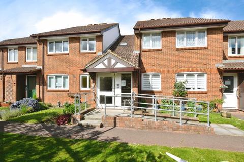 Rosendale Way, Cheshunt EN7 2 bed retirement property for sale