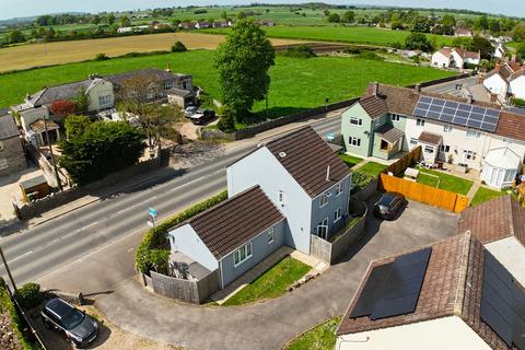 Radstock BA3 3 bed detached house for sale