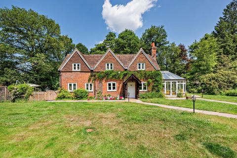 Goose Rye Road, Worplesdon, Guildford 4 bed detached house for sale