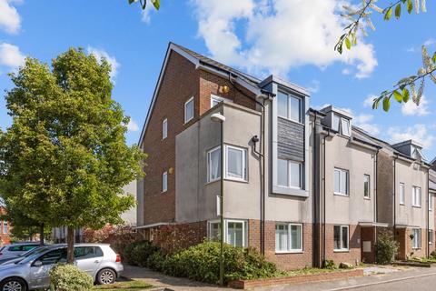 Rainbow Square Town House with 2... 4 bed end of terrace house for sale