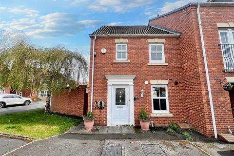 Maryport Drive, Timperley, Altrincham 3 bed end of terrace house for sale