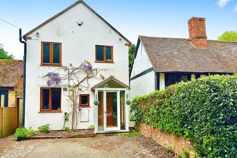Wisteria Cottage, Mill Lane, Alveston 3 bed cottage for sale