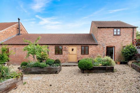 Retford DN22 3 bed barn conversion for sale