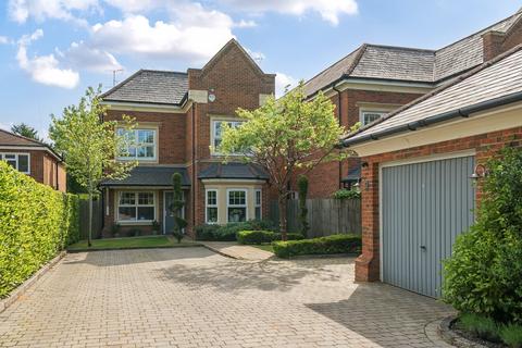 London End, Beaconsfield... 5 bed detached house for sale