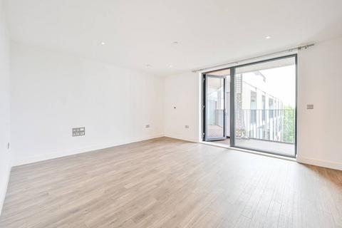 Chiswick High Road, Gunnersbury... 2 bed flat for sale