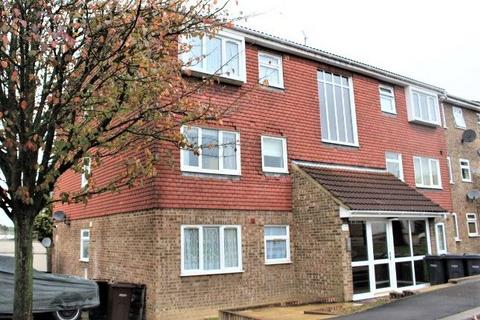 Harrow Weald, HA3 2 bed flat for sale