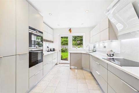 Starmead Drive, Wokingham, Berkshire... 4 bed link detached house for sale