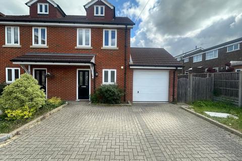 Zara Court, Granary Close, Rainham 3 bed semi
