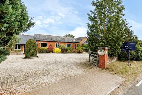 Highwood Lane, Romsey, Hampshire 5 bed semi