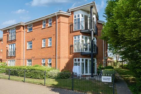 Charlie Soar Court, Eastleigh... 2 bed flat for sale