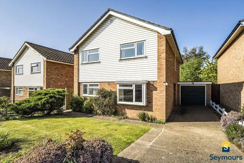 Holly Lea, Guildford GU4 4 bed detached house for sale