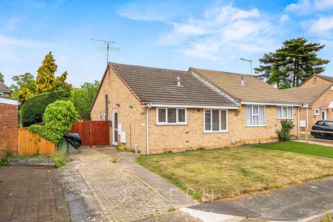 Prittlewell Close, Ipswich, IP2 2 bed semi